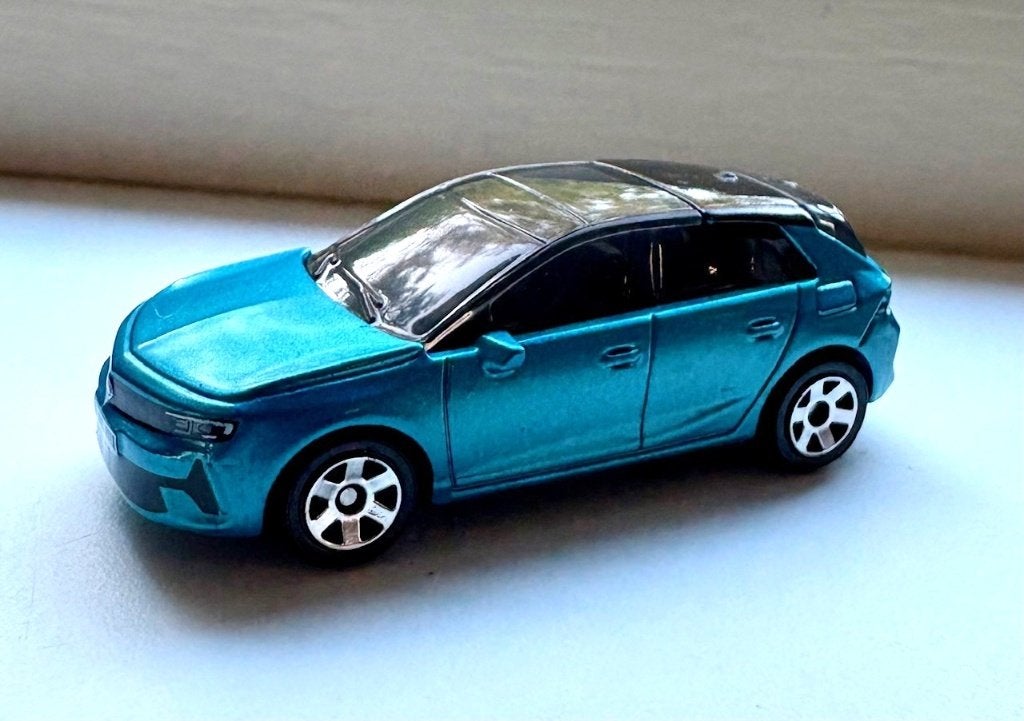 Matchbox Opel Astra, Ophalen of Verzenden, Nieuw, Auto