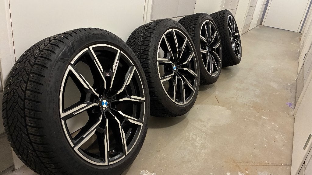 BMW i4 G26 19' winterset M859 W-index, Auto-onderdelen, Banden en Velgen, Banden en Velgen, Winterbanden, Personenwagen, Ophalen