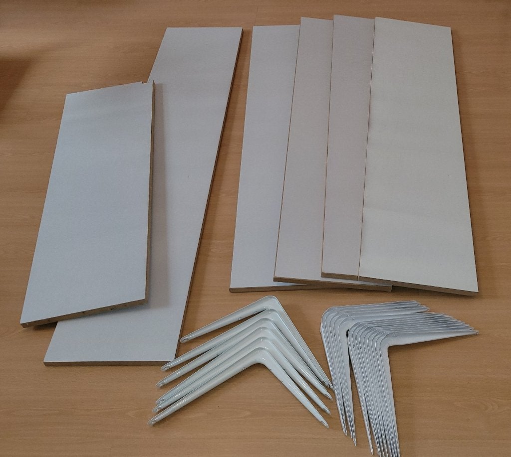 6 mdf planken 30 cm breed met 20 plankdragers, Ophalen, Gebruikt, Minder dan 25 mm, Plank