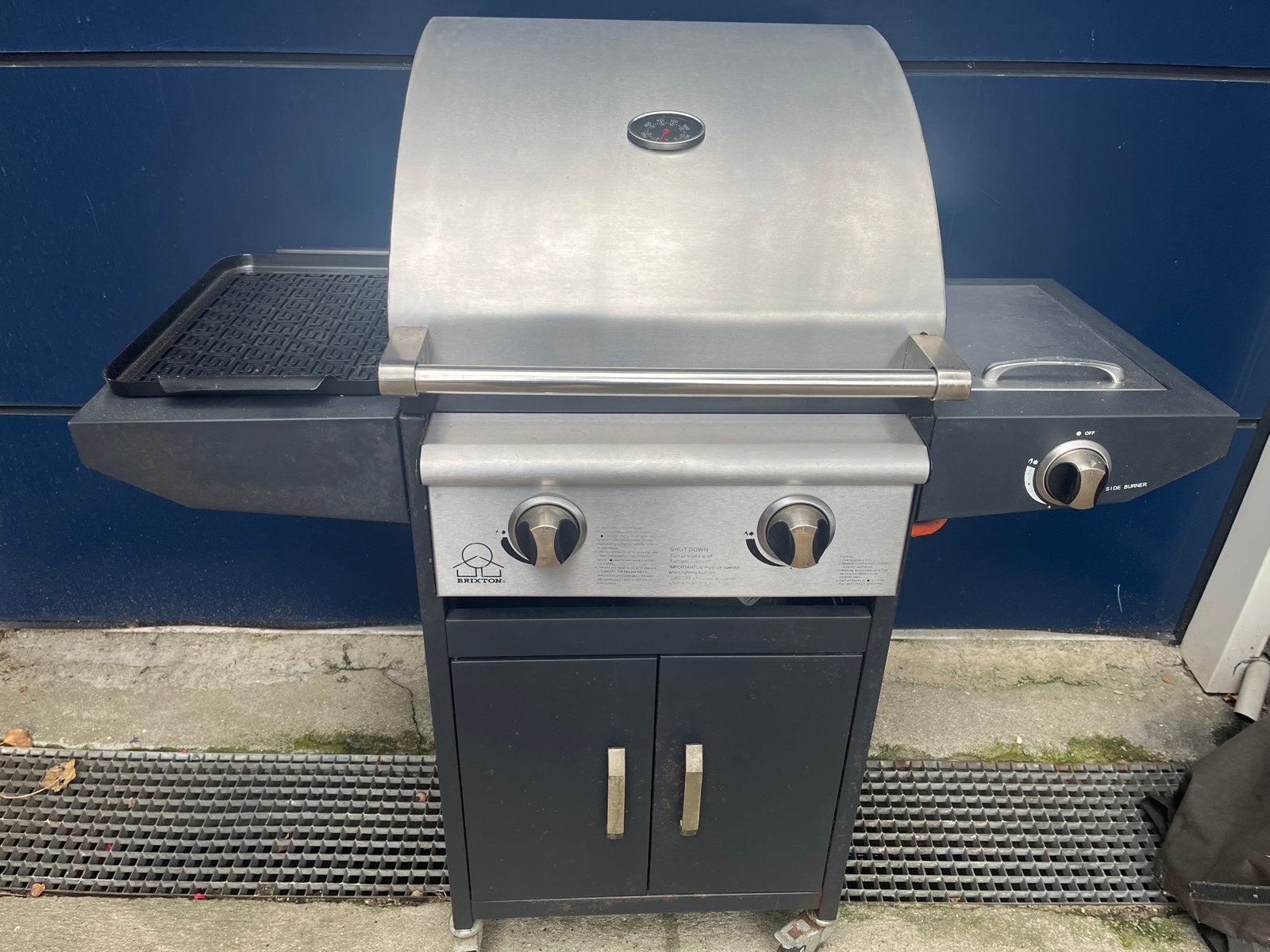 Brixton gasbarbecue met zijbrander en grillplaat, Ophalen, Gebruikt