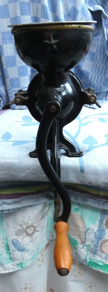 oude koffiemolen/ koffiemolen gietijzer/ Husqvarna, Ophalen of Verzenden
