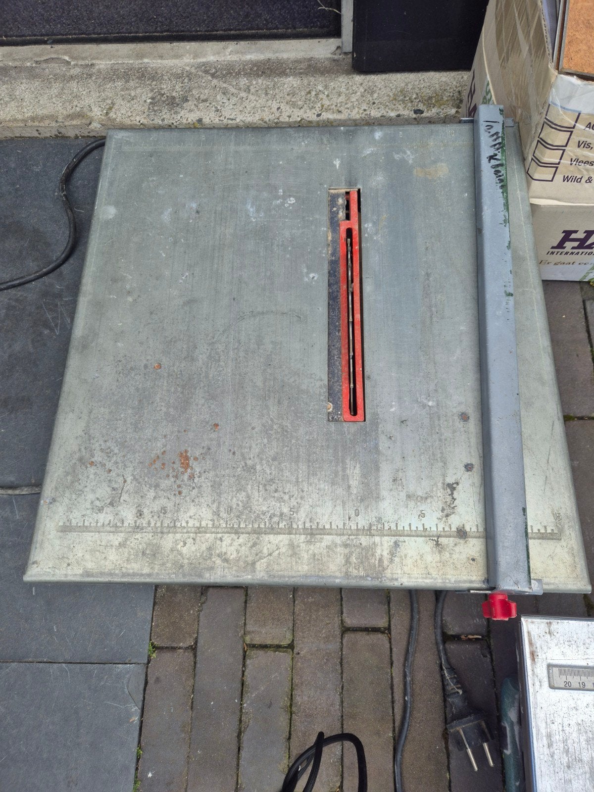 Gebruikte Cirkelzaagtafel - Ideaal voor doe-het-zelvers, Ophalen, Gebruikt, Cirkelzaag, Onbekend
