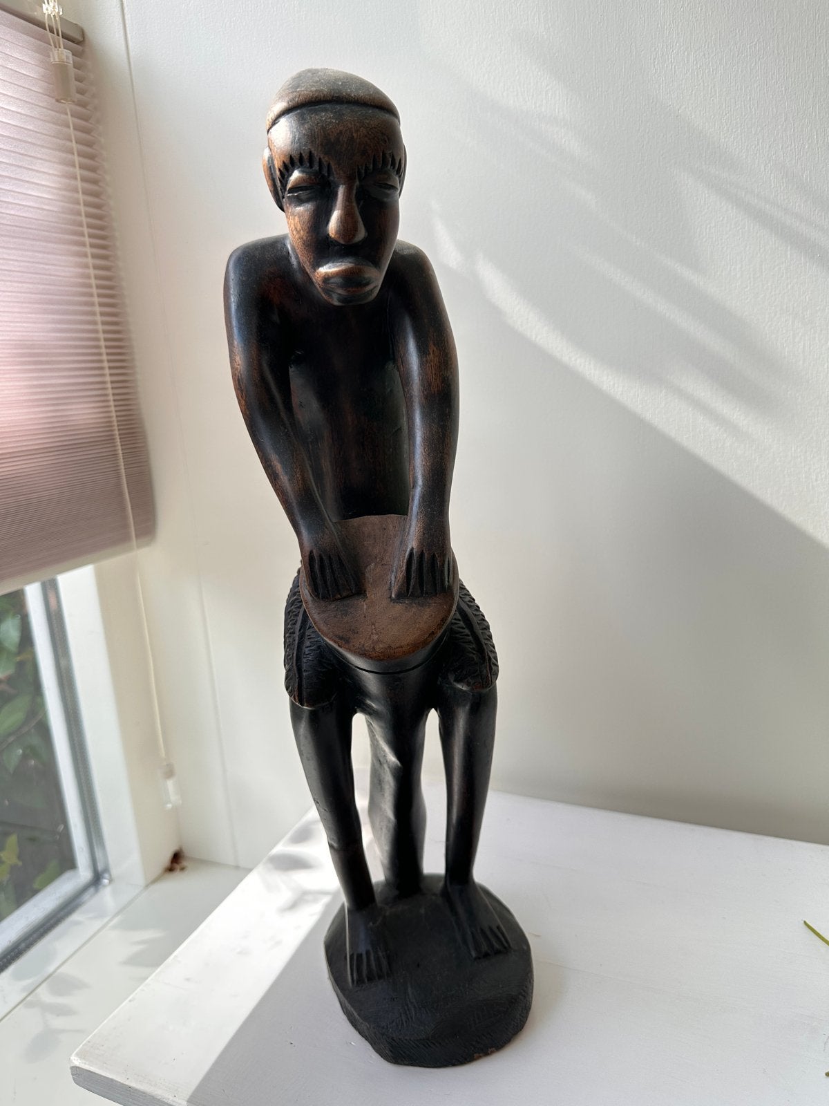 Vintage Afrikaans Houten Beeld - Man met Trommel, Antiek en Kunst, Ophalen of Verzenden, Handgemaakt, 20 - 50 cm, Beeld