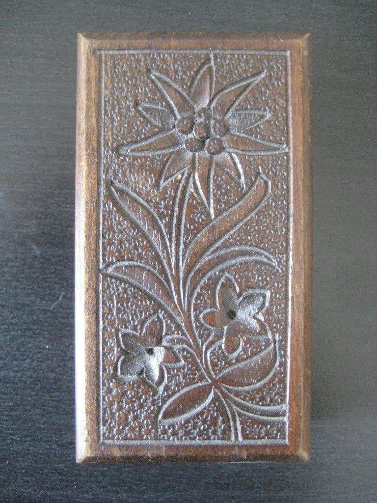 Oud houten postzegeldoosje met Edelweiss voorstelling, Antiek en Kunst, Ophalen of Verzenden
