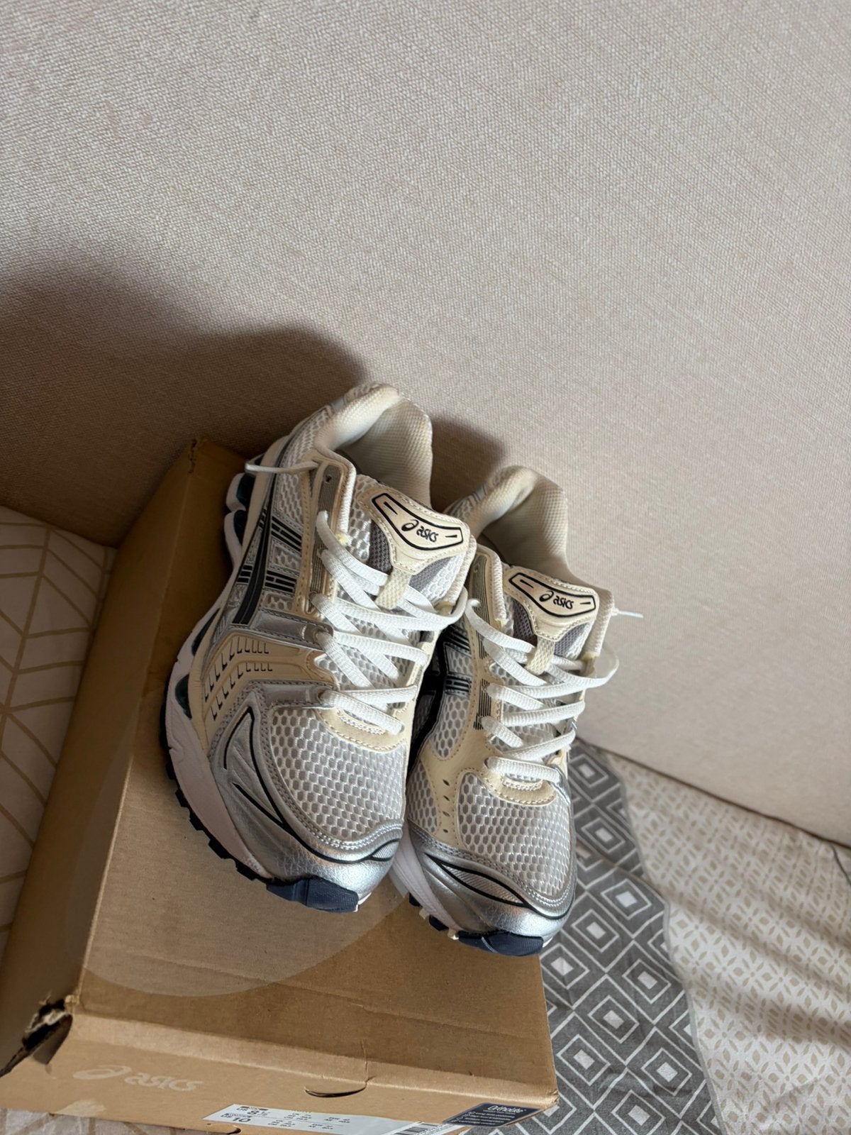 Asics gel kayano 14, Overige kleuren, Verzenden, Sneakers of Gympen, Zo goed als nieuw