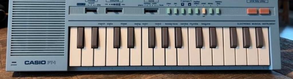 Casio PT-1 Mini Keyboard - Baby Blauw Vintage Synthesizer, Muziek en Instrumenten, Keyboards, Gebruikt, Overige aantallen, Casio