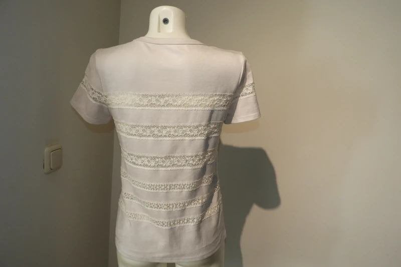 Marccain shirt suedine look banen open gewerkte kant N3 M, Maat 38/40 (M), Verzenden, Wit, Zo goed als nieuw