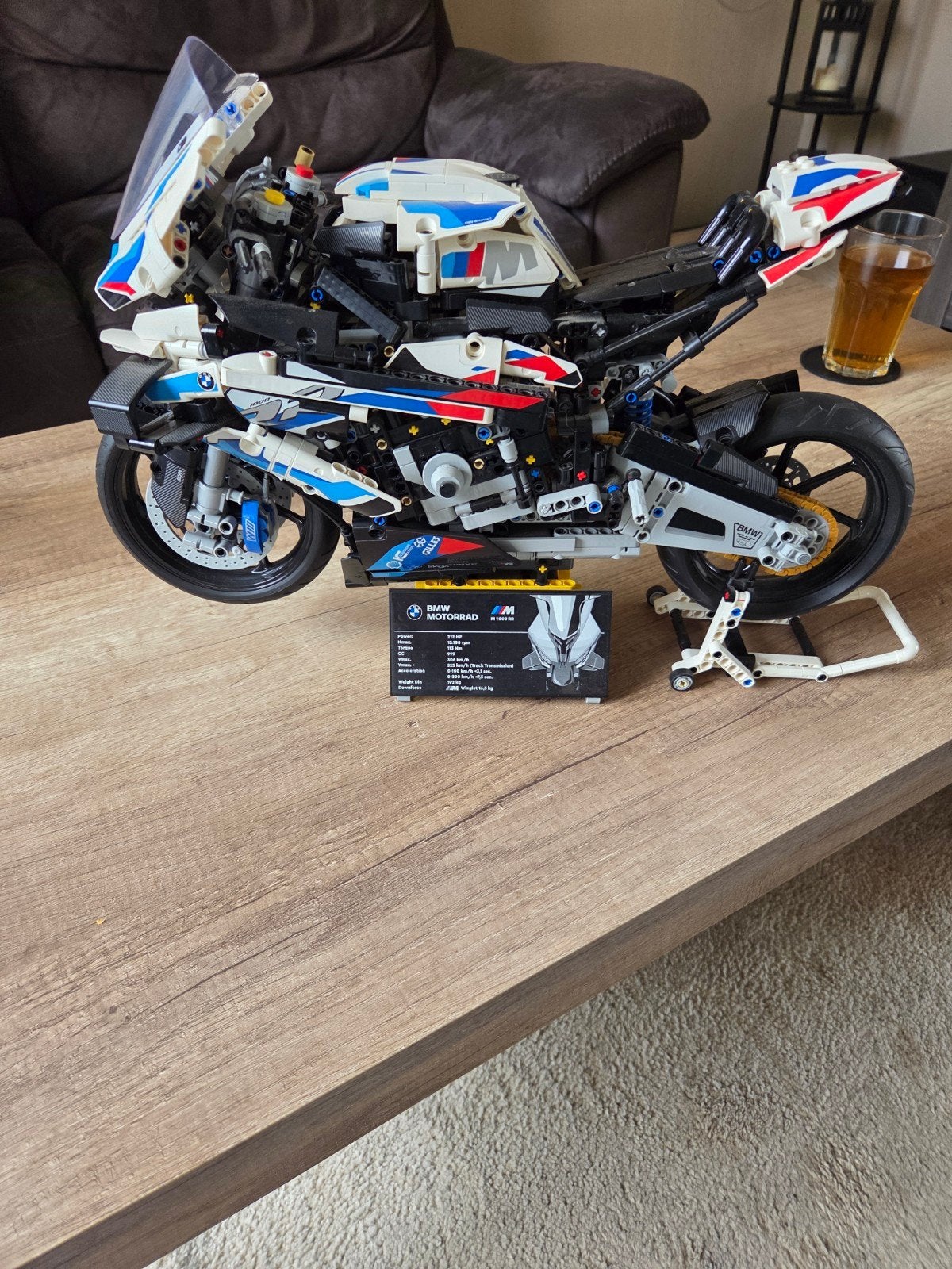 LEGO Technic BMW M 1000 RR - Zo goed als nieuw, Overige merken, Ophalen of Verzenden, Zo goed als nieuw, Groter dan 1:32
