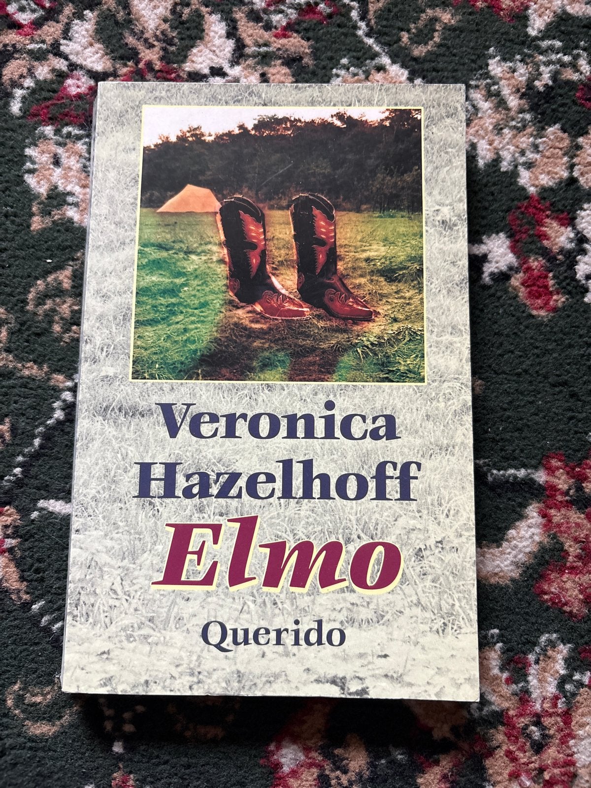 Elmo Querido - Veronica Hazelhoff (Boek), Boeken, Ophalen of Verzenden, Zo goed als nieuw, Nederland
