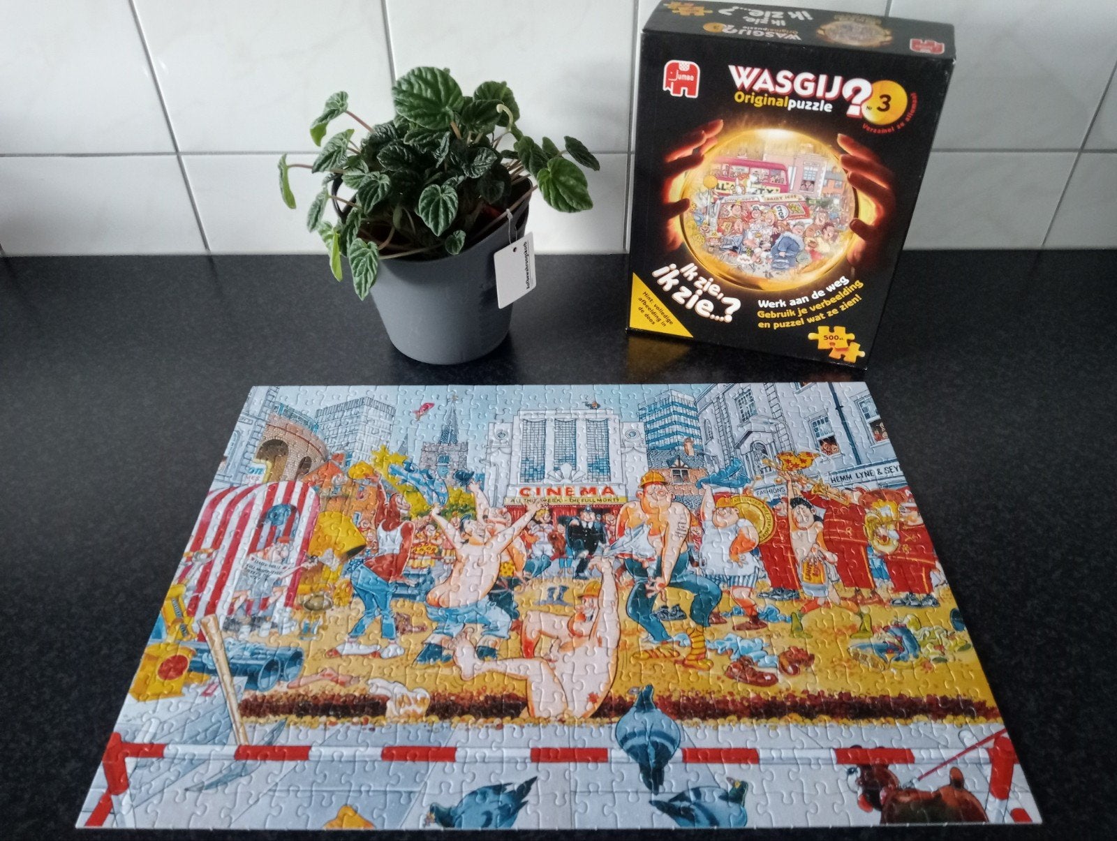 Wasgij ? Leg Puzzel " Werk Aan De Weg ! Nr : 3., Ophalen of Verzenden, 500 t/m 1500 stukjes, Gebruikt, Legpuzzel