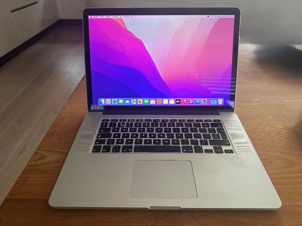 Apple MacBook Pro (Mid 2015) 15" / 16GB / 512GB /Model A1398, Gebruikt, 2 tot 3 Ghz, 512 GB, 16 GB