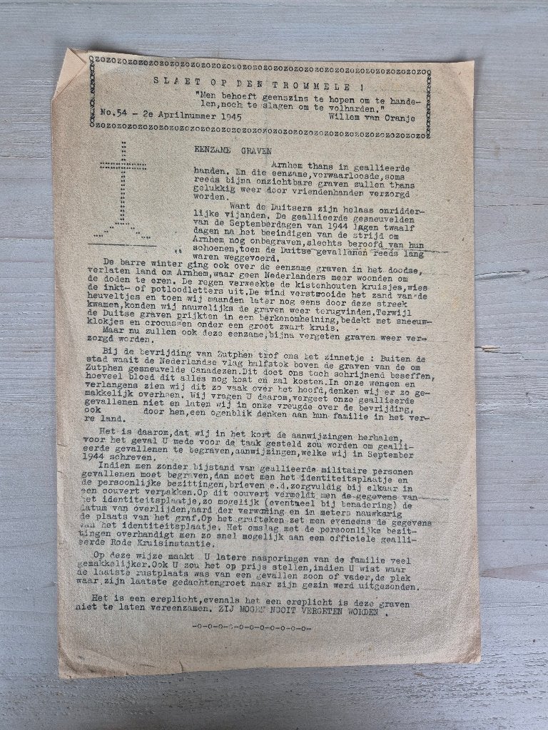 Illegale pers verzetskrant Slaet op den trommele, april 1945, Ophalen of Verzenden, Nederland