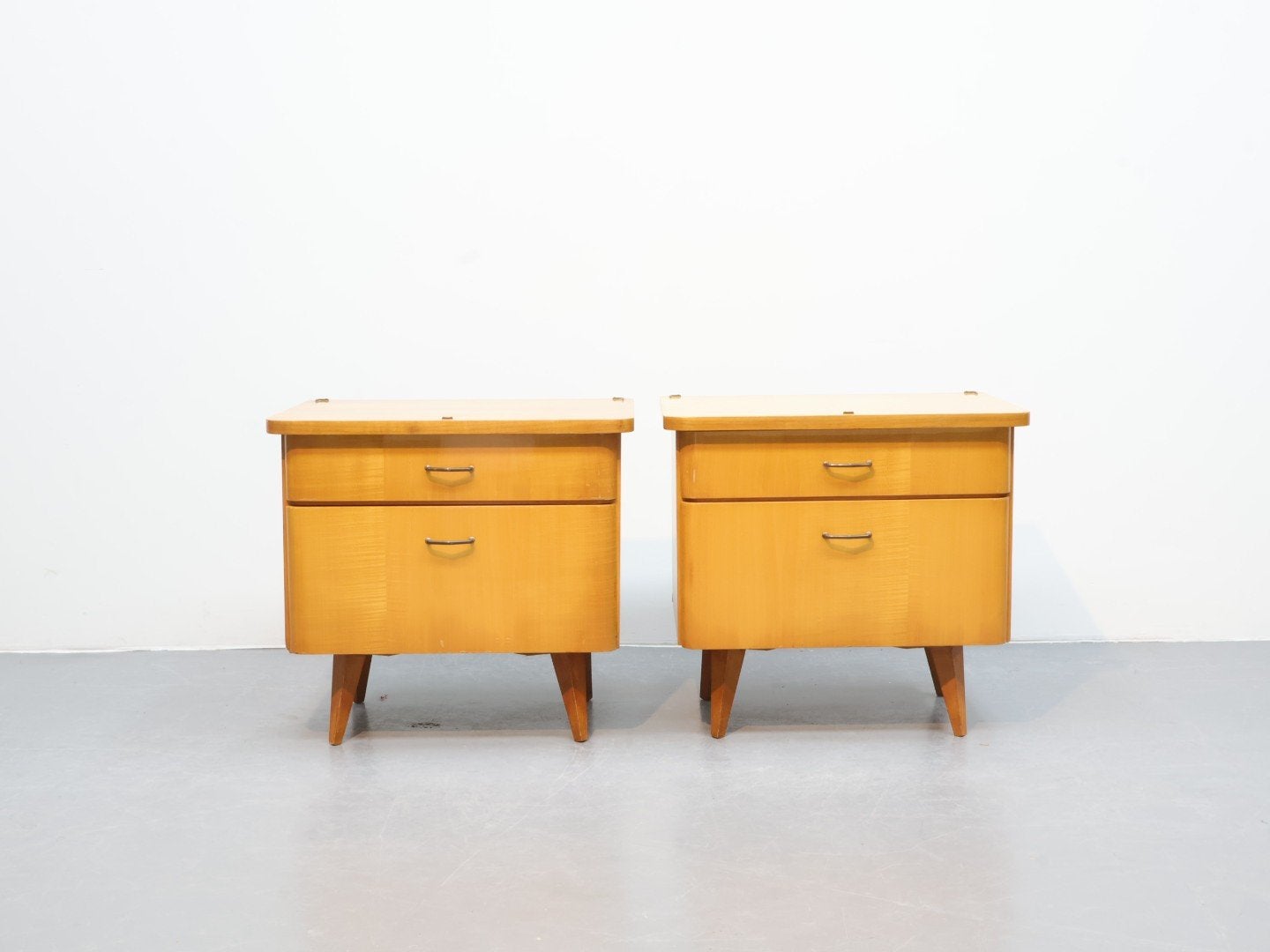 Set vintage nachtkastjes beuken jaren '60, Ophalen, Gebruikt, Minder dan 55 cm, Hout