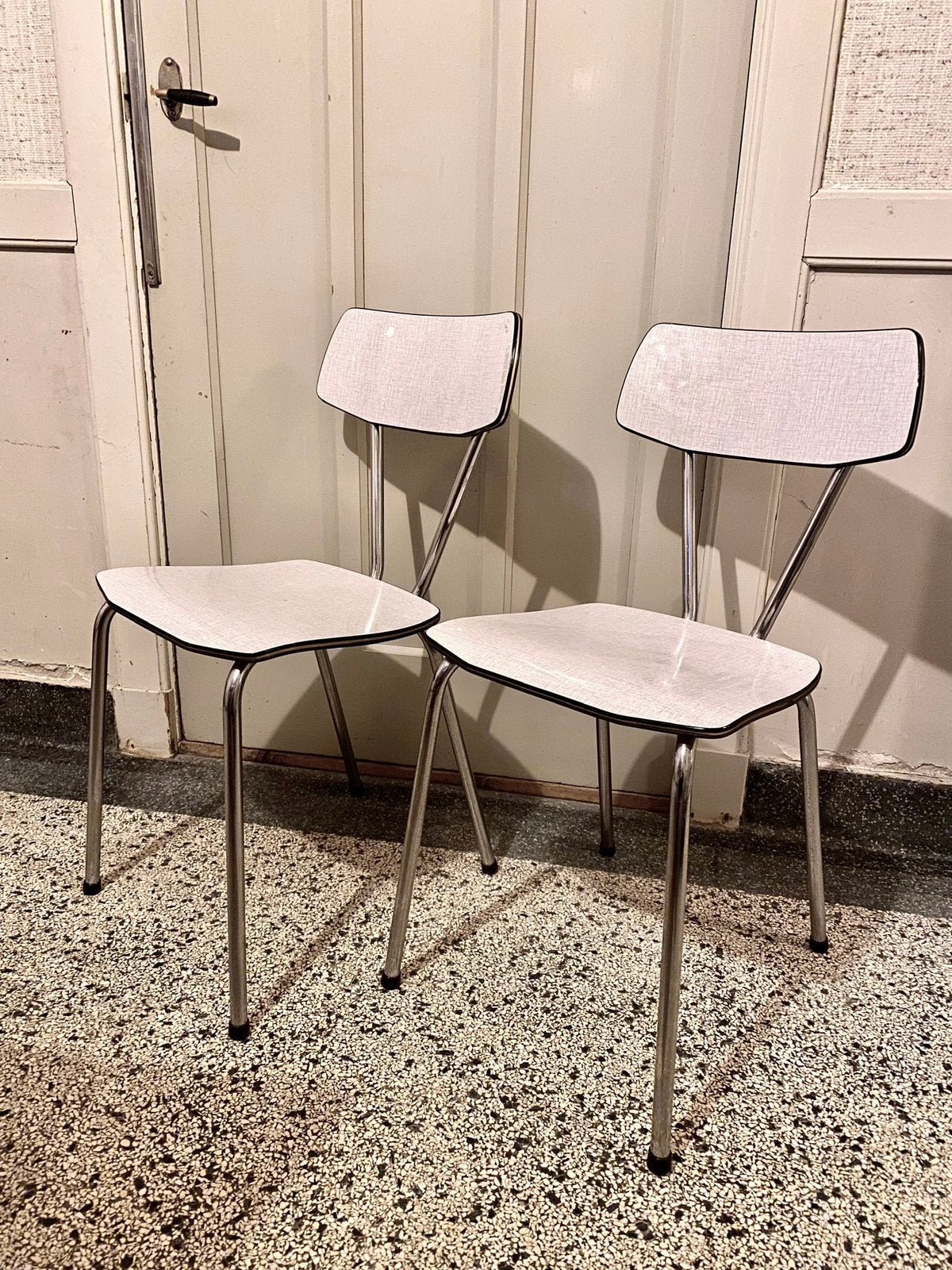 Vintage jaren 1960 formica buisframe eettafel stoelen, Ophalen, Gebruikt, Twee, Overige materialen