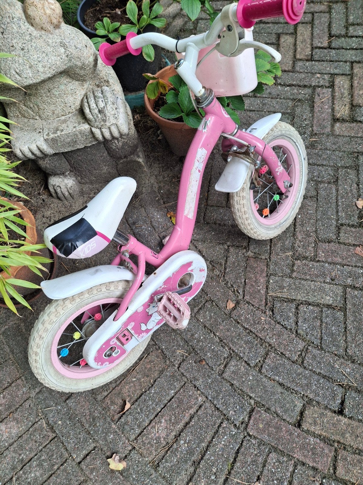 Roze kinderfietsje 12 inch met mandje voor 3 - 5 jaar., Ophalen, Gebruikt, Minder dan 16 inch