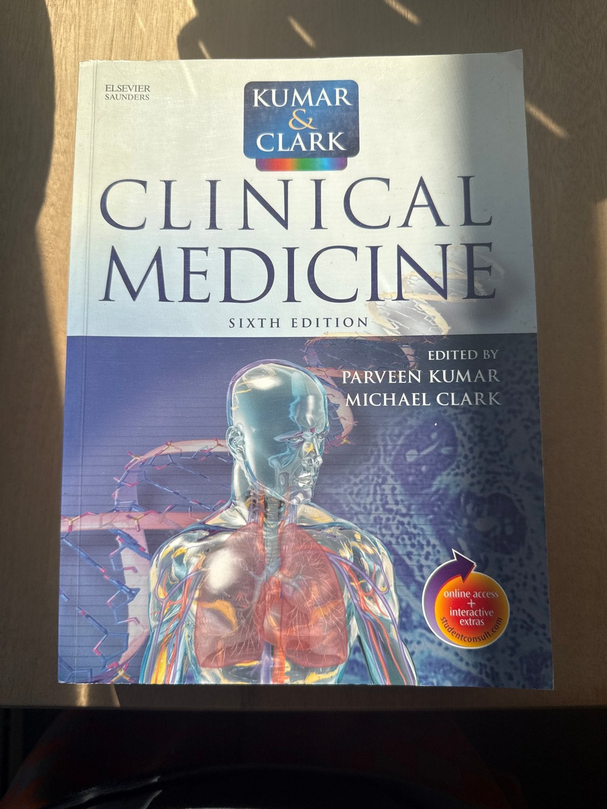 Kumar & Clark Clinical Medicine Zesde Editie, Ophalen, Beta, Zo goed als nieuw, WO