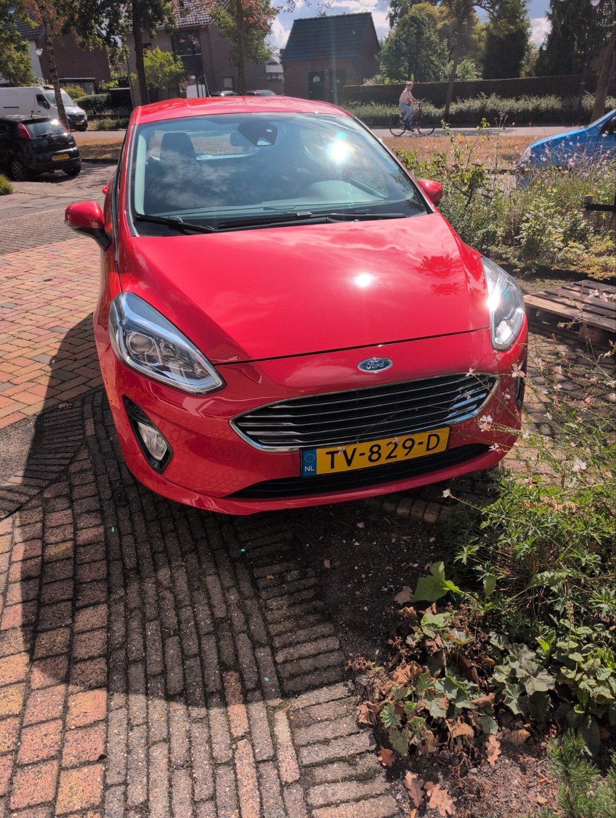 Ford Fiësta 1.0 Ecoboost 100pk Aut 5dr 2018 Rood, 620 kg, 49 €/maand, Origineel Nederlands, Lichtsensor