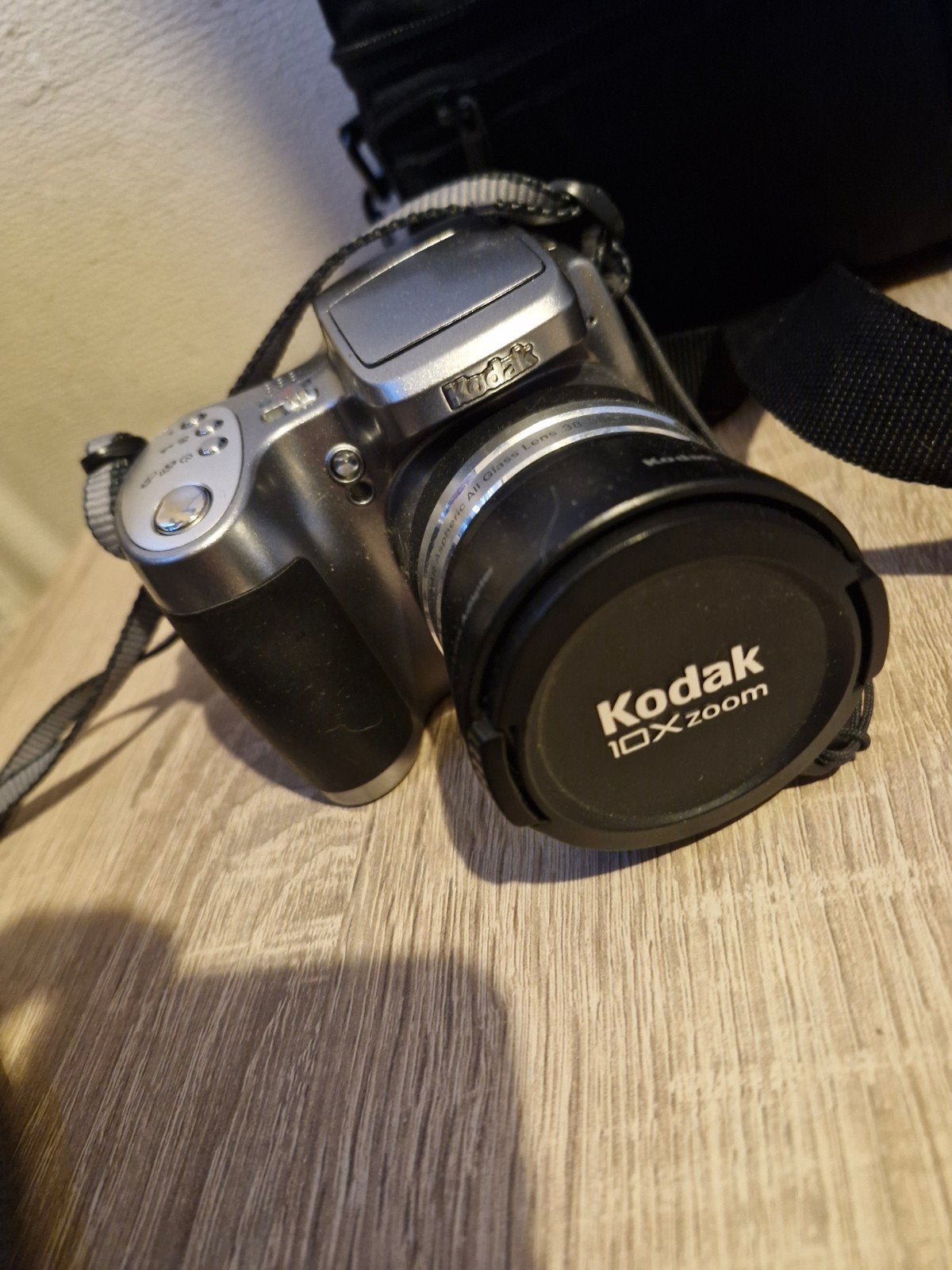 Kodak EasyShare Z740 Digitale Camera - 10x Zoom, Ingebouwde flitser, Lensdop, Ophalen of Verzenden, Zo goed als nieuw