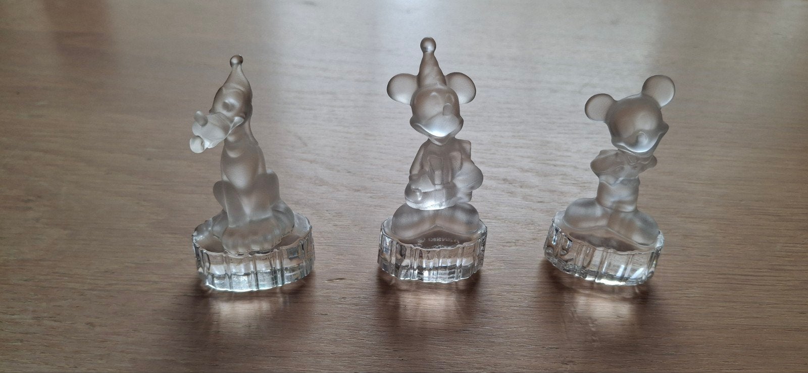 Goebel Disney figuren: Mickey, Minnie en Pluto, Verzamelen, Ophalen of Verzenden, Mickey Mouse, Zo goed als nieuw, Beeldje of Figuurtje