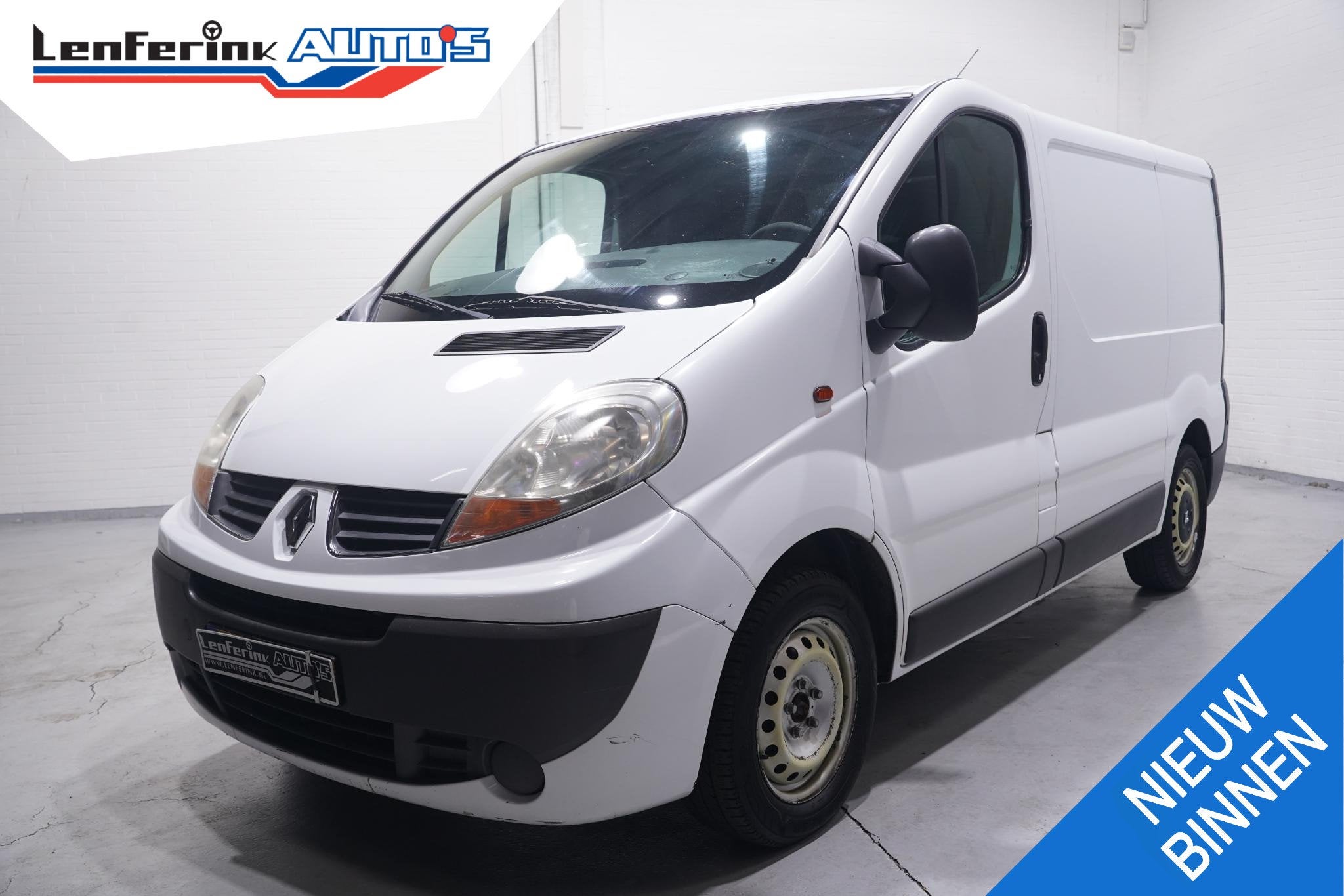 Renault Trafic 2.0 dCi 90 pk L1H1, Voorwielaandrijving, Stof, 4 cilinders, Wit