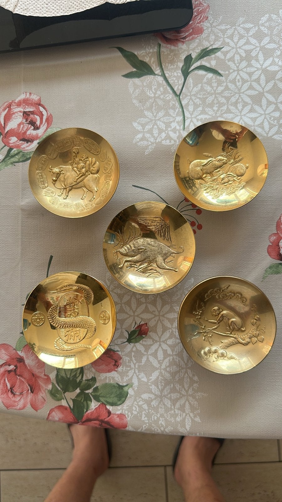 Set van 5 vergulde schaaltjes met Chinese dierenriem, Ophalen of Verzenden