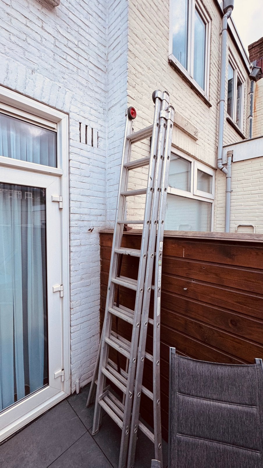 TE Huur! 3x10 sporter, Doe-het-zelf en Verbouw, Ladders en Trappen, Ophalen, Zo goed als nieuw, 4 meter of meer