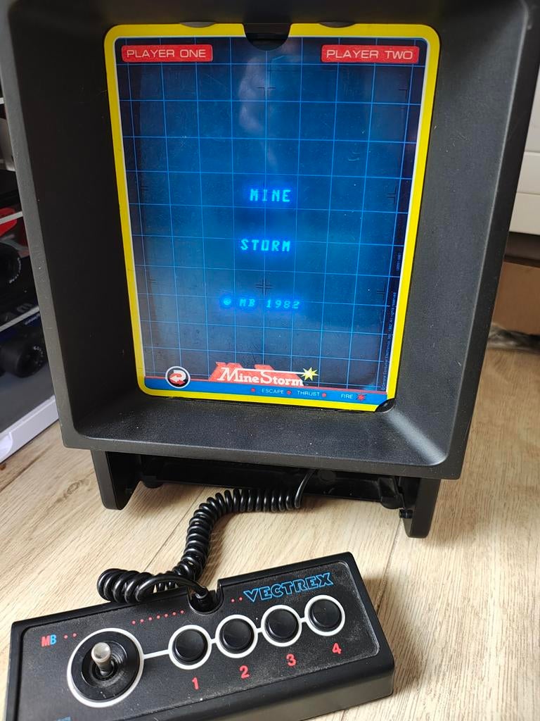 Vectrex en twee Vectrex-spellen, Spelcomputers en Games, Spelcomputers | Overige, Ophalen, Gebruikt