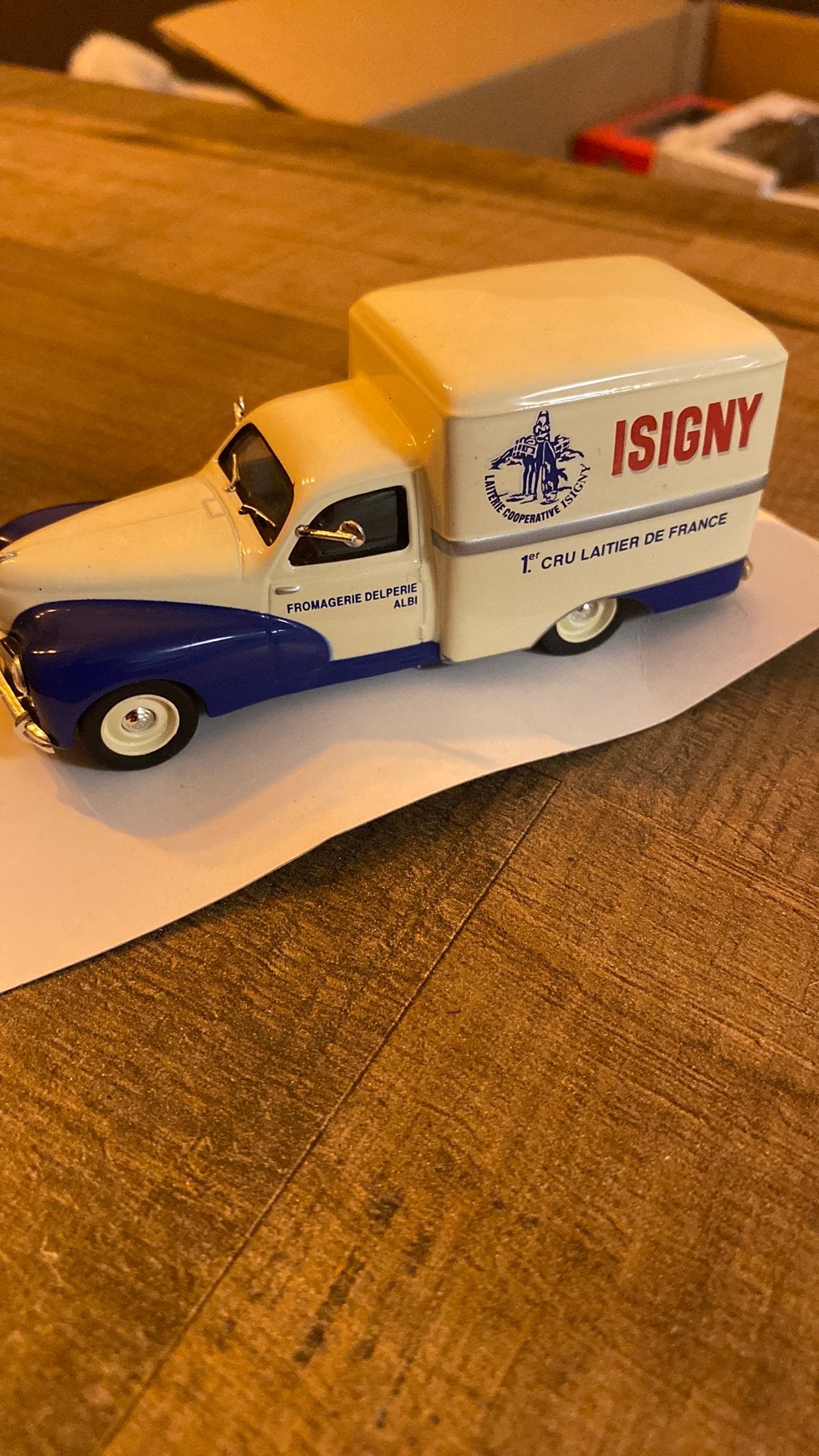 Peugeot 203 U8 Isigny 1953 1:43, Ophalen of Verzenden, Zo goed als nieuw, Auto, Overige merken