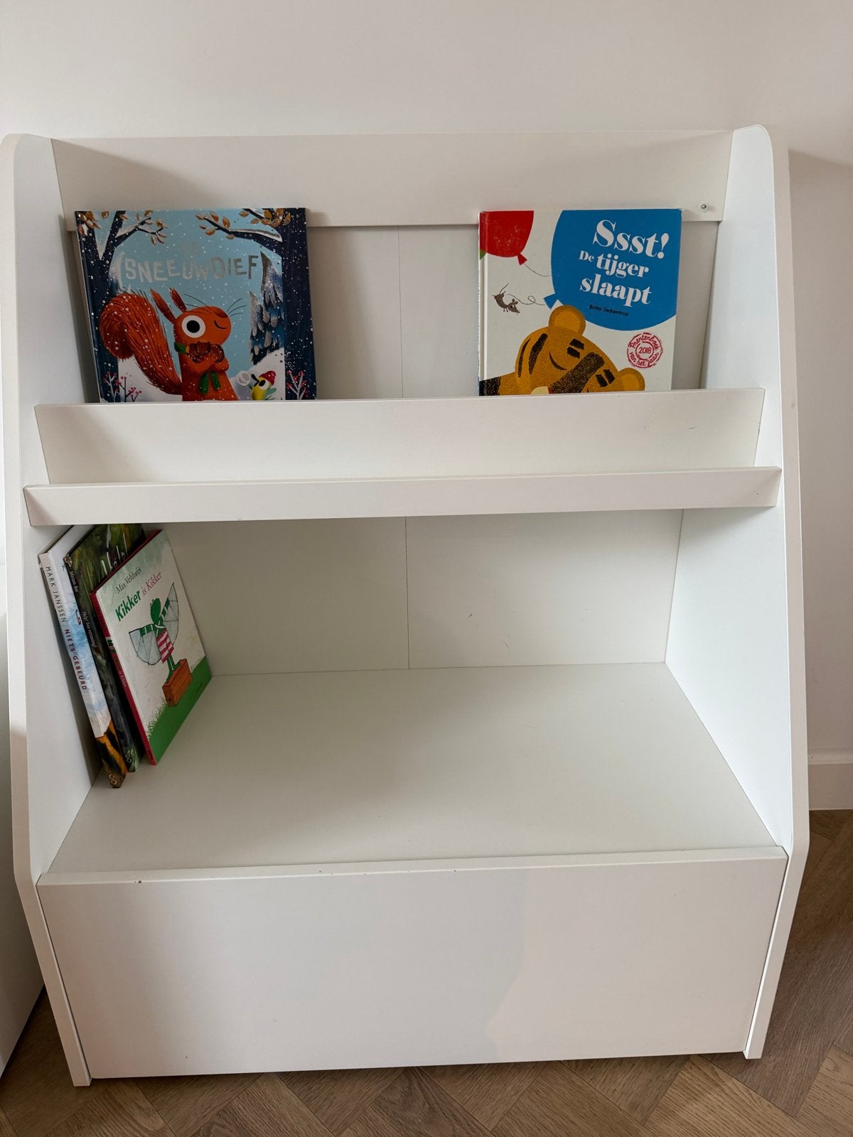 Ikea BERGIG Boekenkast - Ideaal voor Kinderboeken, Huis en Inrichting, Kasten | Boekenkasten, Minder dan 50 cm, Gebruikt, 100 tot 150 cm