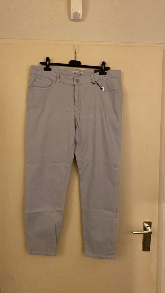 Nieuw lichtblauwe broek maat W34 (42/44) merk Stroke, Blauw, Maat 42/44 (L), Nieuw, Ophalen of Verzenden