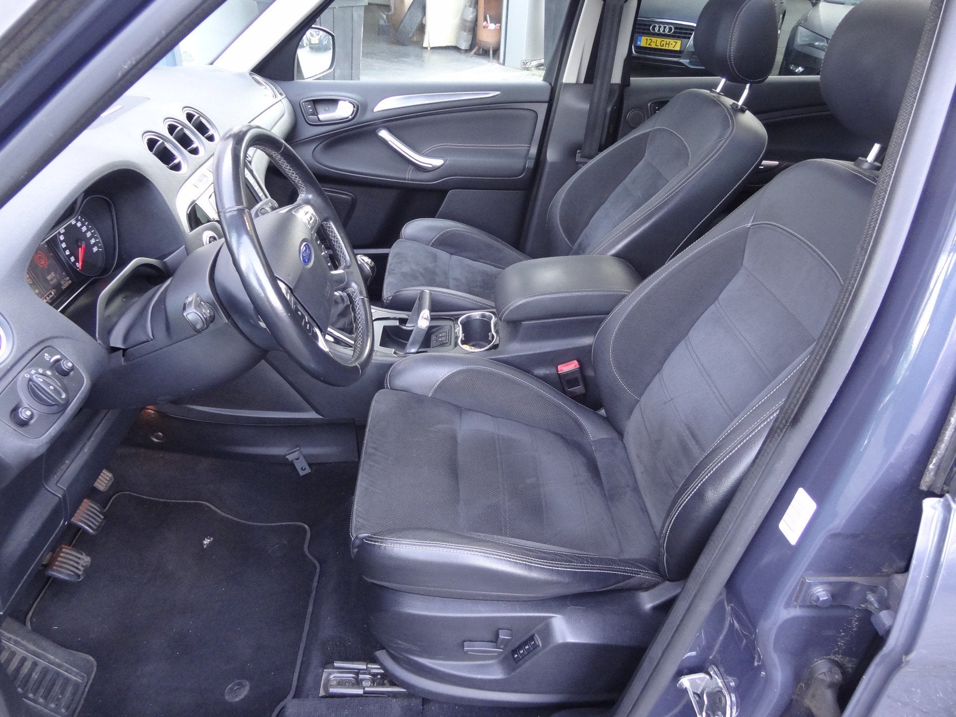 Ford S-Max 1.6 EcoBoost Platinum 7p. | NL-AUTO | CRUISE | TR, Auto's, Voorwielaandrijving, 4 cilinders, 160 pk, 7 stoelen
