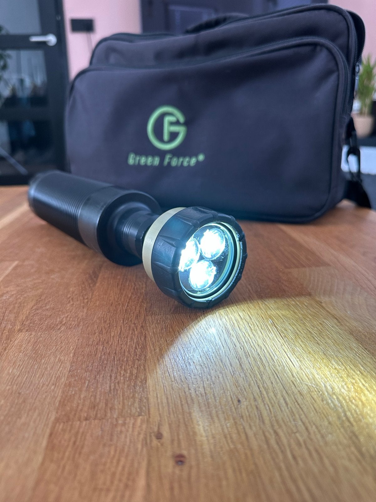 Greenforce Tristar Duiklamp met Twee Accupakketten, Watersport en Boten, Duiken, Ophalen, Gebruikt, Duiklamp