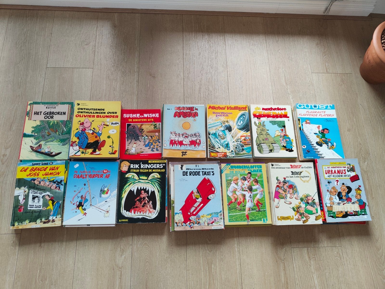 138 stripalbums: Asterix, Lucky Luke, Kuifje, en veel meer., Meerdere stripboeken, Ophalen of Verzenden, Gelezen