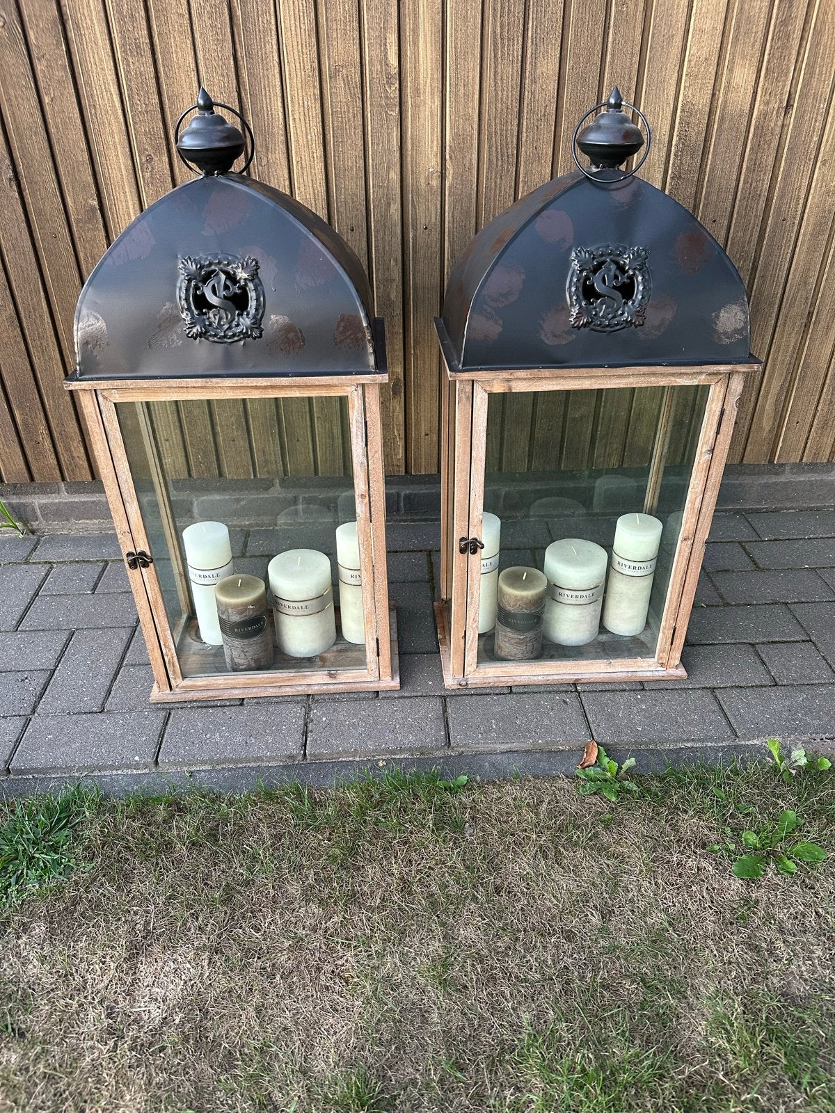 Riverdale Kaarsenlantaarn met exclusieve kaarsen, Huis en Inrichting, Woonaccessoires | Kandelaars en Kaarsen, Ophalen, Riverdale