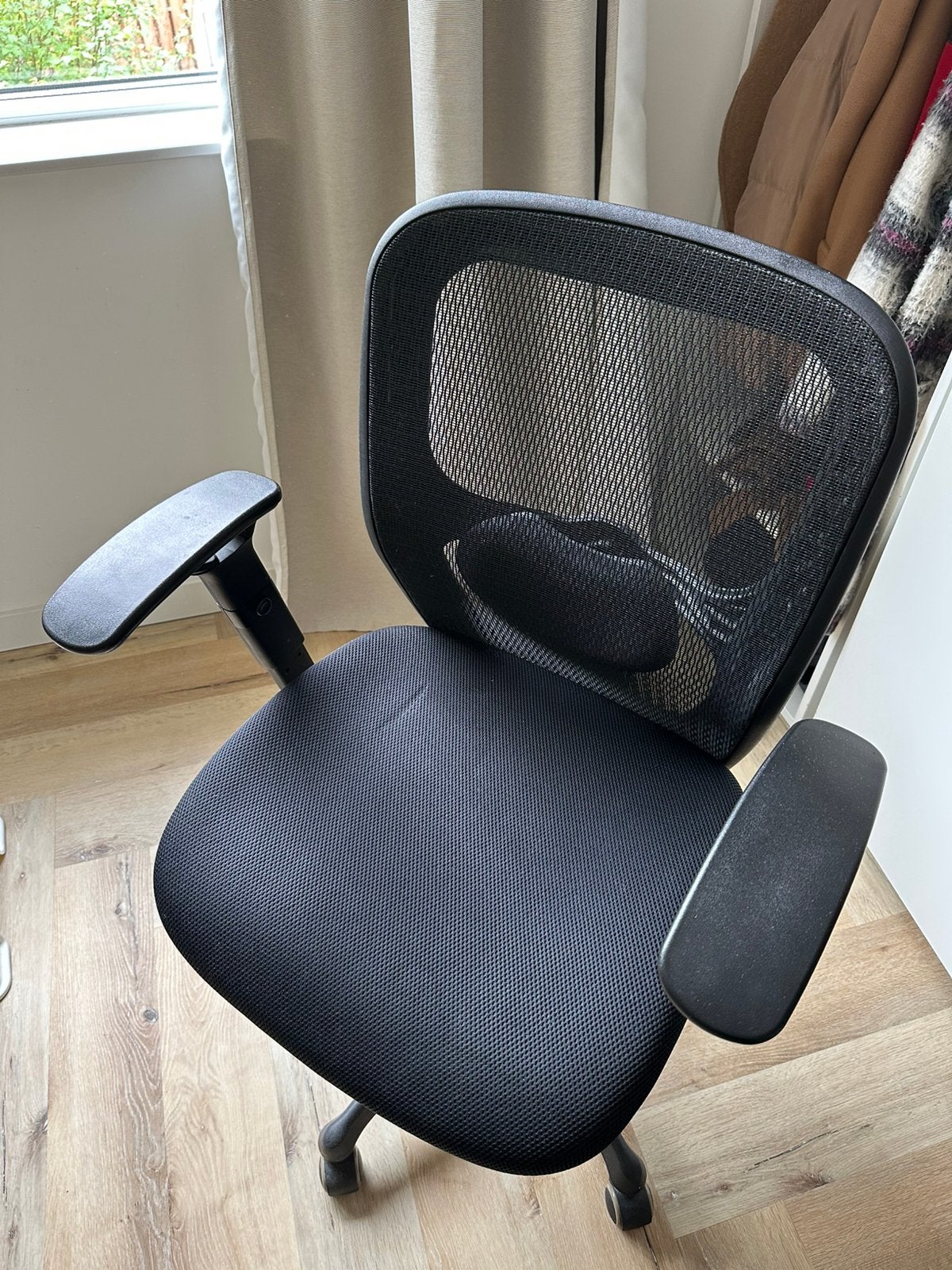 BENS 803-BSC-3 Ergonomische Bureaustoel. 3D Armleuningen, Ophalen, Gebruikt, Zwart, Bureaustoel