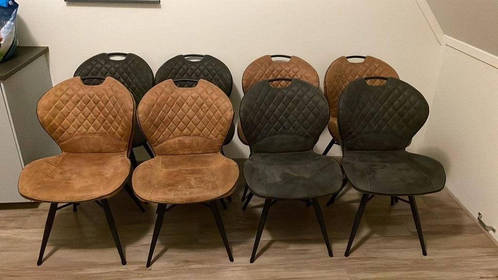 8 nette eetkamerstoelen cognac en donkergrijs, Ophalen, Zo goed als nieuw, Bruin, Vijf, Zes of meer stoelen