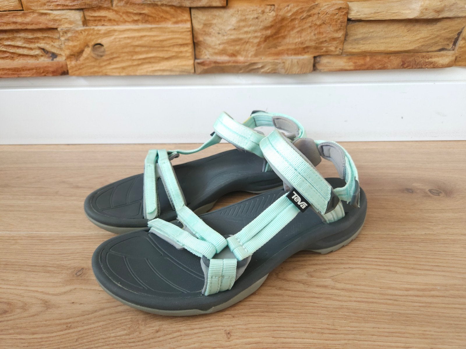 Teva Terra Fi Lite
FAIR AQUA Maat 41 slippers sandalen, Kleding | Dames, Schoenen, Blauw, Zo goed als nieuw, Teva, Sandalen of Muiltjes