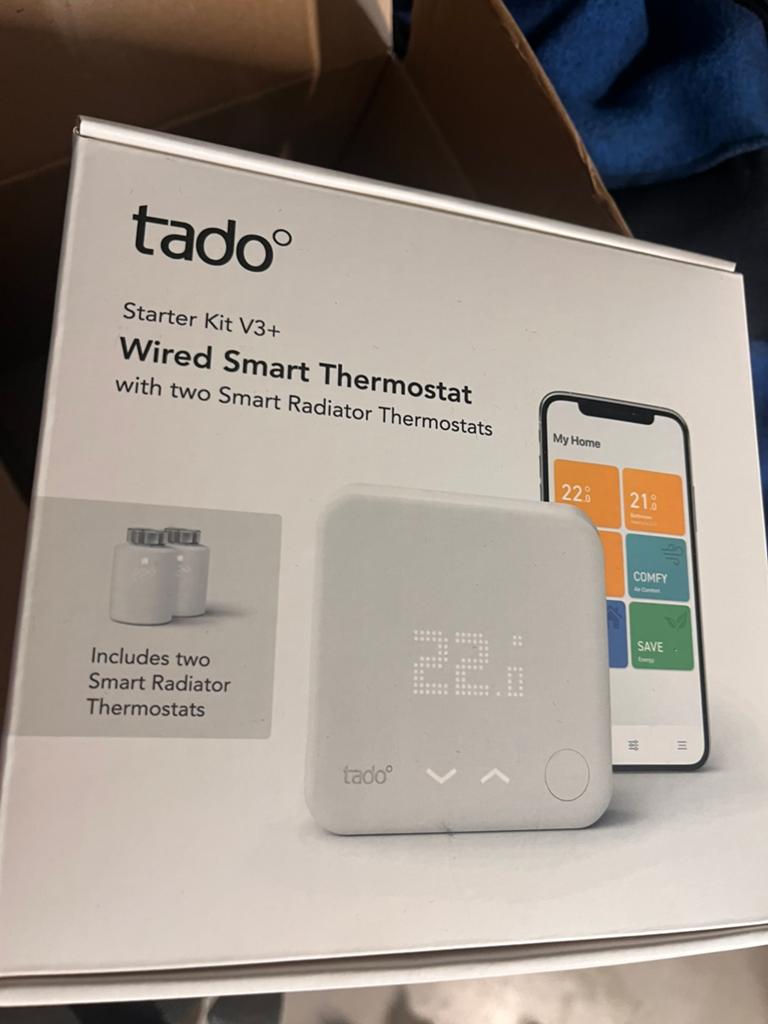 Tado thermostaat + 2 radiatorknoppen, Ophalen of Verzenden, Nieuw