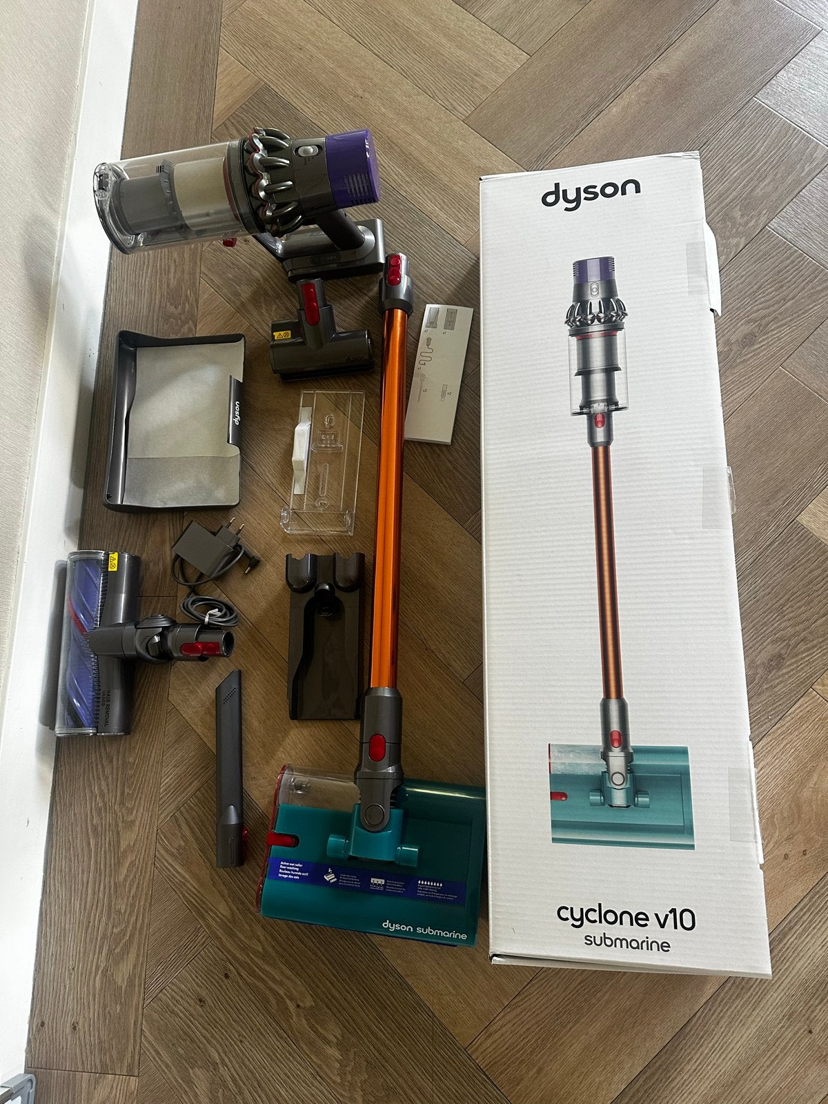 Dyson Cyclone V10 Submarine - Zo goed als nieuw, Ophalen, Draadloos, Zo goed als nieuw, Dyson