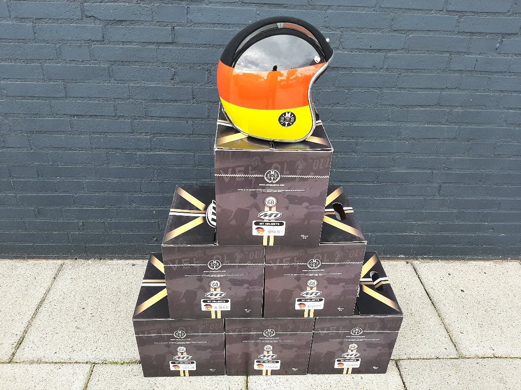 Partij duitse helmen maat S partij 6X helm motor scooter S, Bergen NH, Jethelm, Ophalen of Verzenden, S