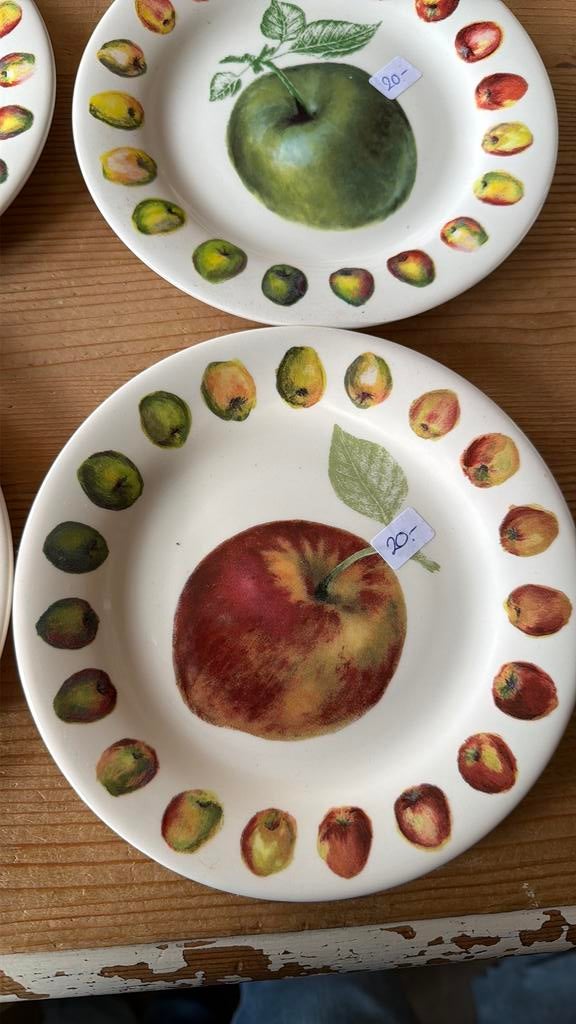 Gien BELLE HÉLÈNE Gebaksbordjes, Huis en Inrichting, Keuken | Servies, Ophalen of Verzenden, Zo goed als nieuw, Bord(en), Overige stijlen
