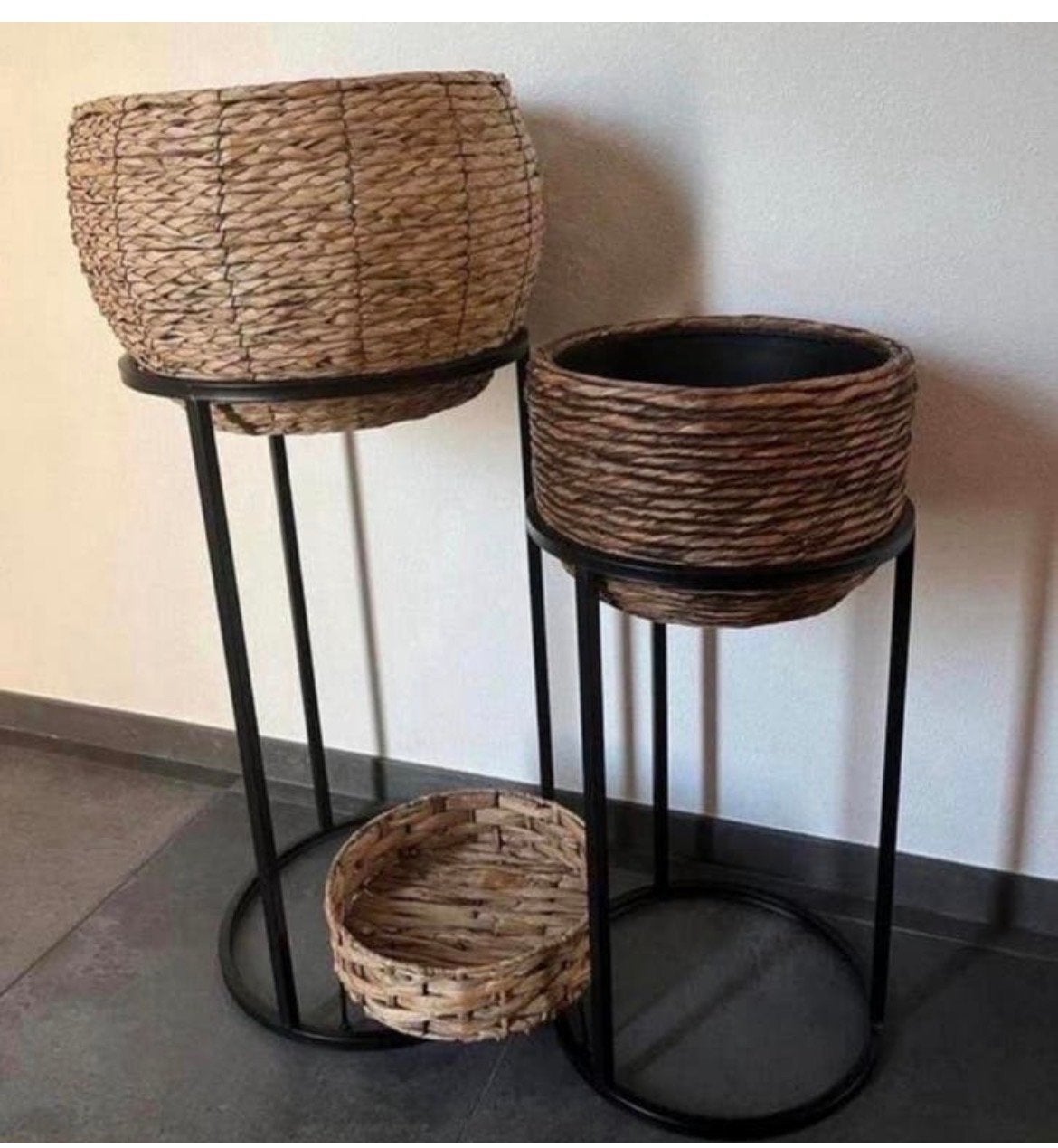 Set plantenbakken met metalen standaards, Huis en Inrichting, Woonaccessoires | Zuilen en Pilaren, Ophalen, Zo goed als nieuw