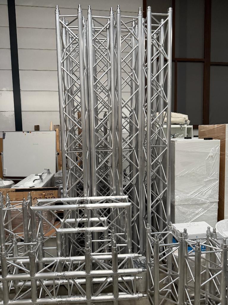 Lot NH34 Next Truss, Ophalen, Gebruikt, Overige typen