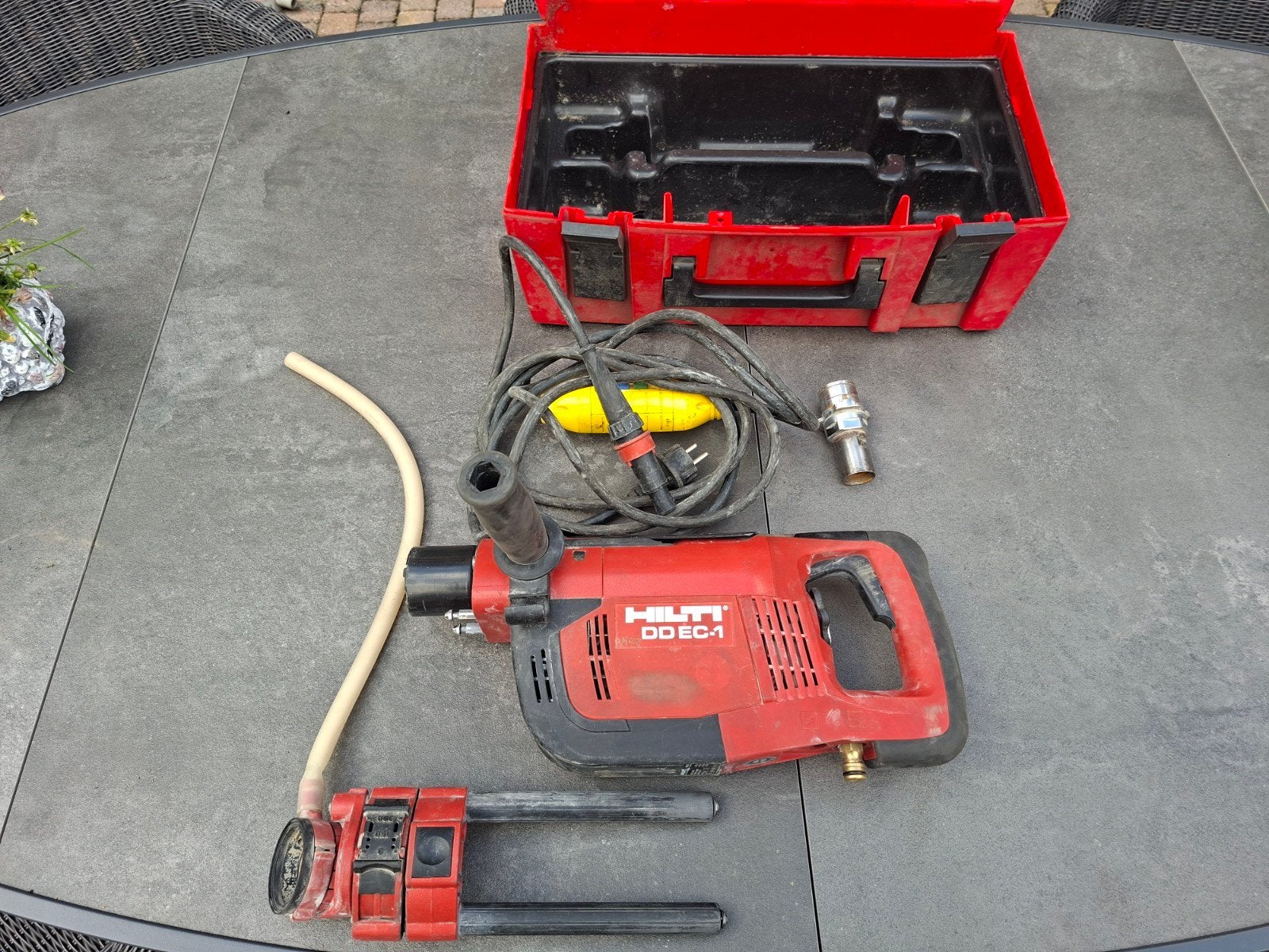 Hilti DD EC-1 Diamantboormachine - Weinig gebruikt, Boormachine, 600 watt of meer, Variabele snelheid, Ophalen of Verzenden