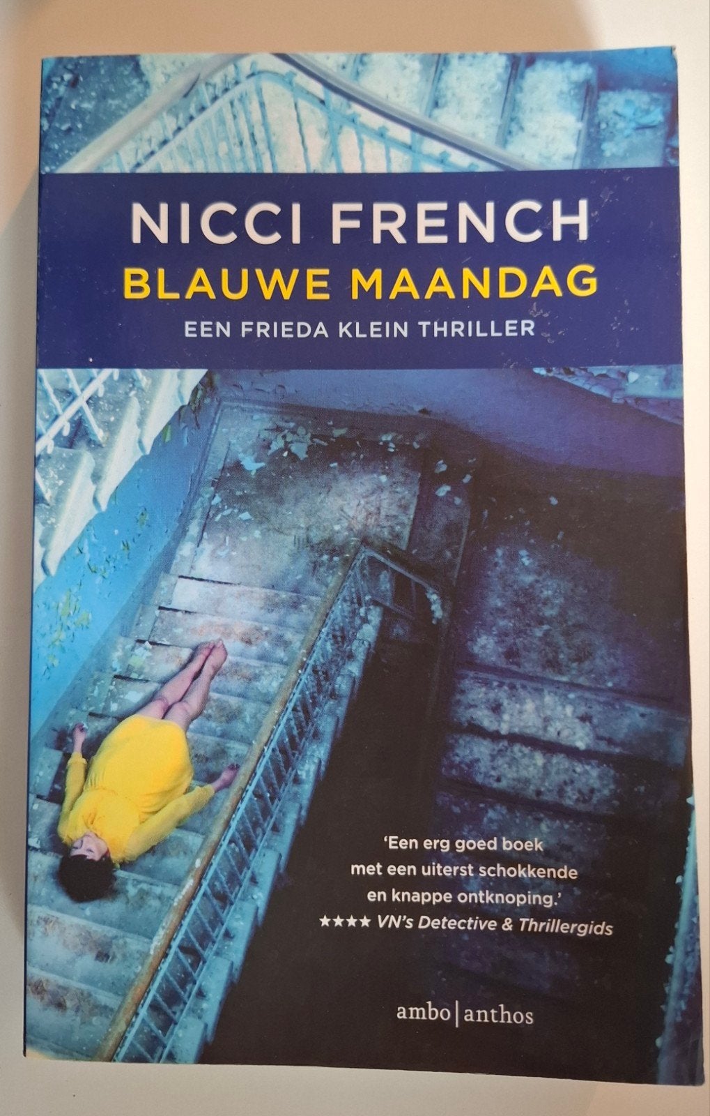 Nicci French - Blauwe Maandag (Frieda Klein thriller), Ophalen of Verzenden, Zo goed als nieuw, Nicci French, Nederland