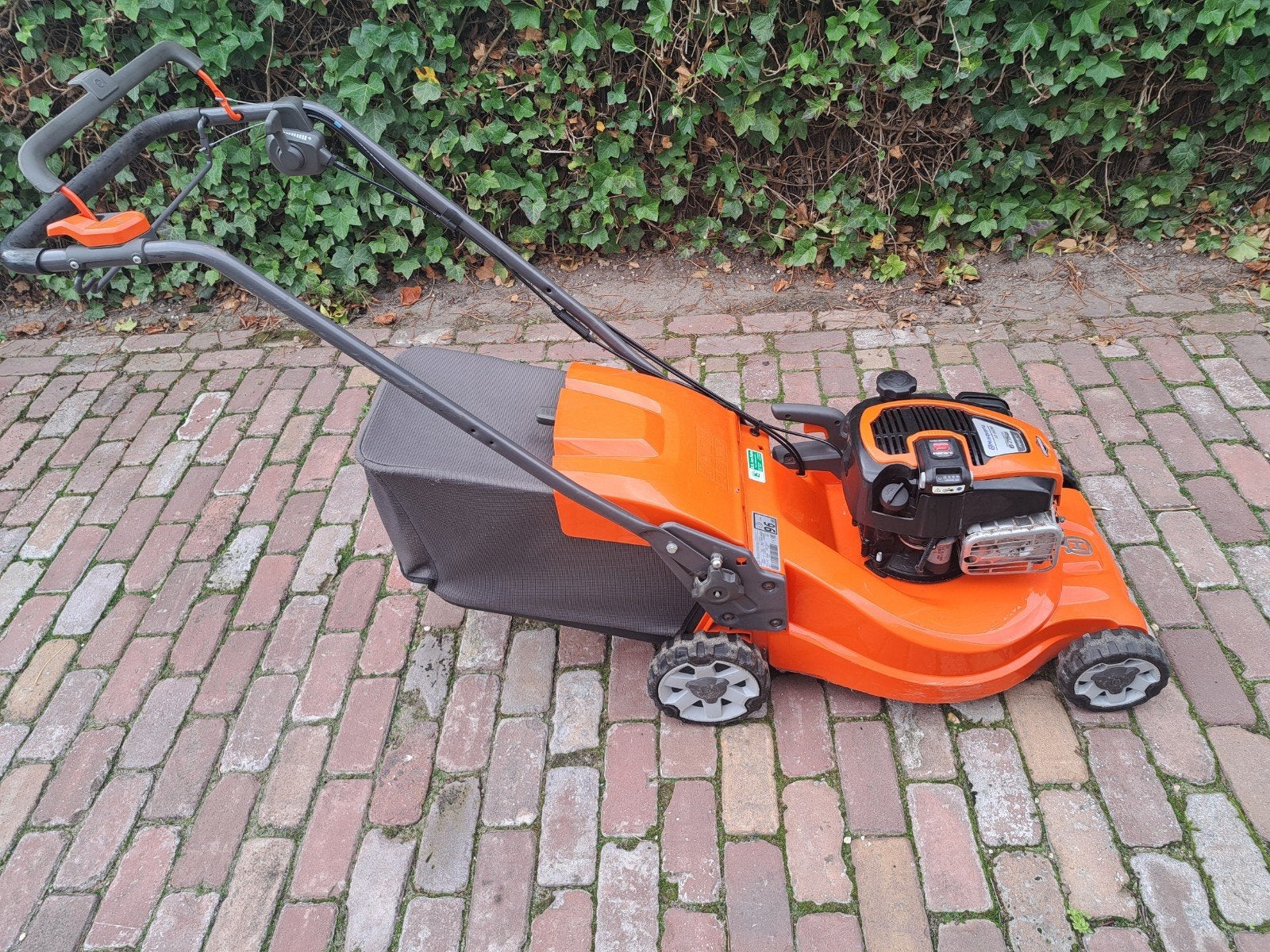 Husqvarna LC 347VI grasmaaier met Briggs & Stratton motor, Ophalen, Cirkelmaaier, Gebruikt, Elektrische starter