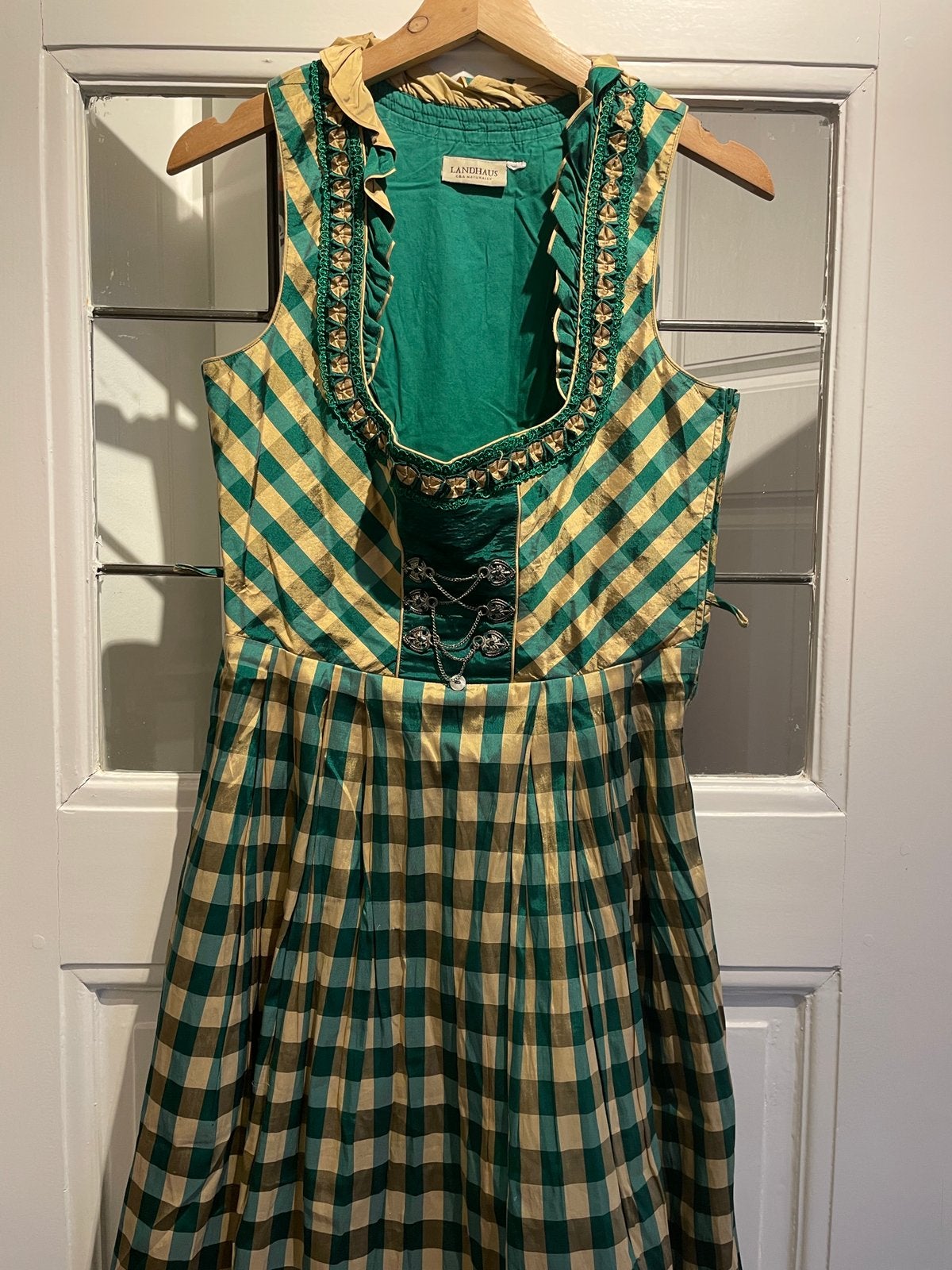 Mooie groen-goudkleurige dirndl jurk, Ophalen of Verzenden, Kleding, Maat 36 (S), Overige thema's