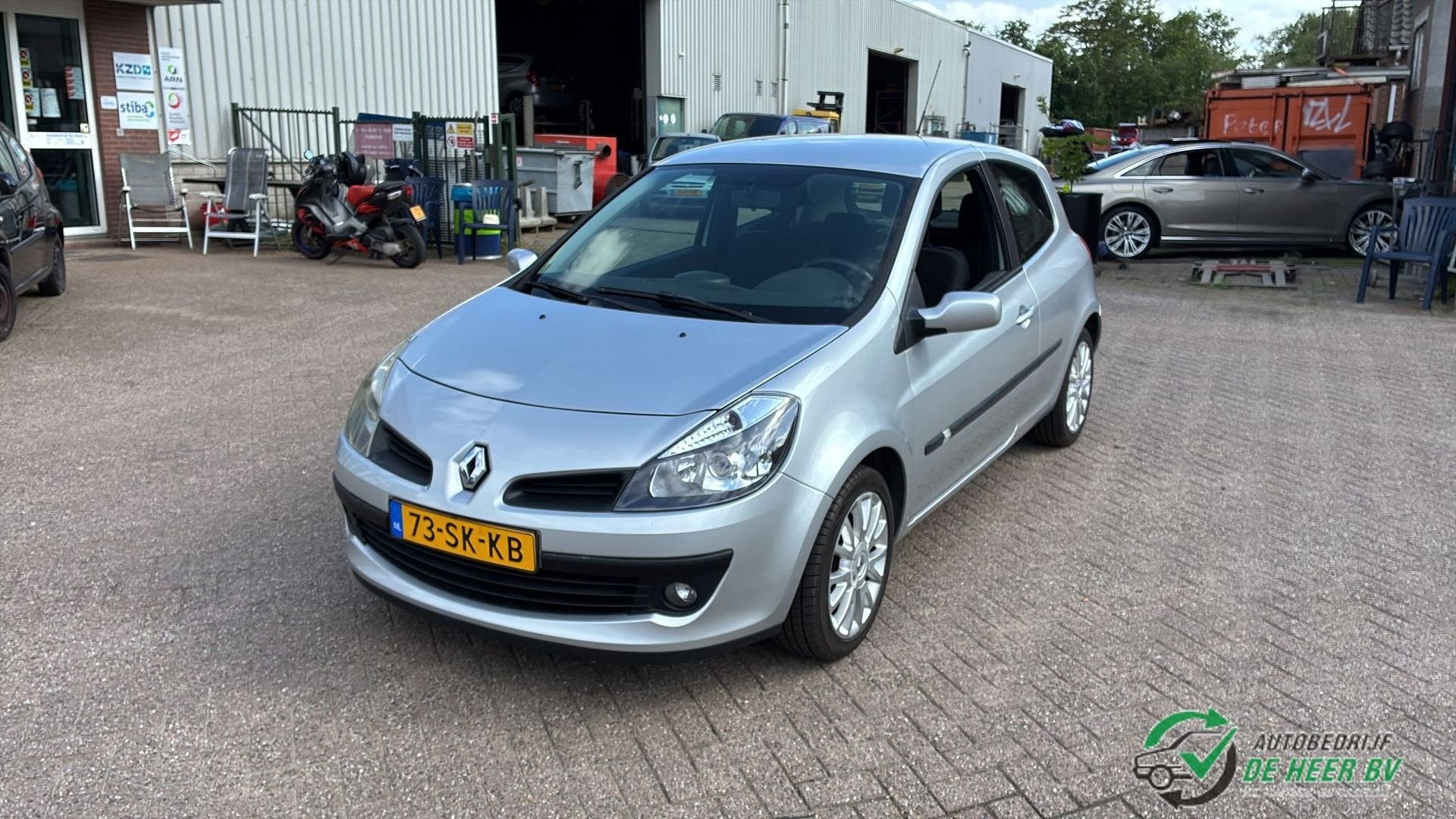 Renault Clio, Auto's, Renault, Voorwielaandrijving, 4 cilinders, 49 €/maand, Handgeschakeld
