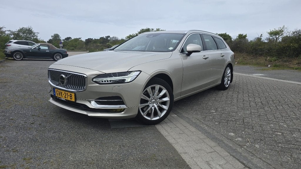 Volvo V90 T4 190pk Geartronic 2018 Grijs, Auto's, Volvo, V90, 1969 cc, Particulier, Dealer onderhouden