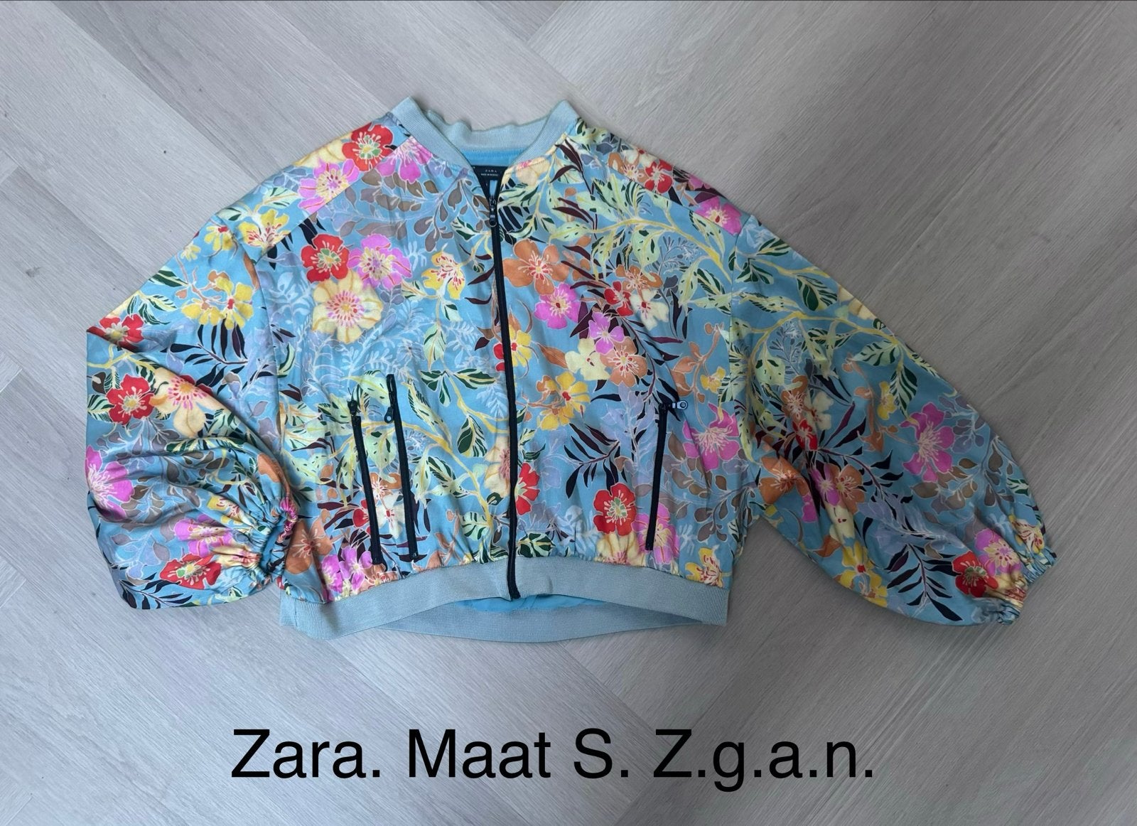 Zara vestje met bloemenprint - Zo goed als nieuw, Kleding | Dames, Ophalen of Verzenden, Zo goed als nieuw, Maat 36 (S), Meerkleurig